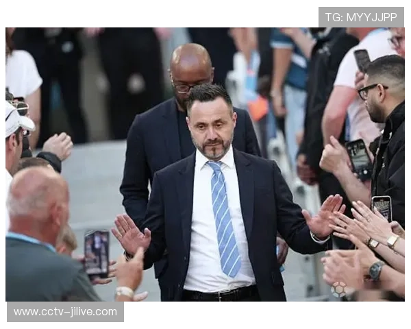 德泽尔比战术调整见效,马赛客场战绩显著提升 德泽尔比战术调整见效,马赛客场战绩显著提升