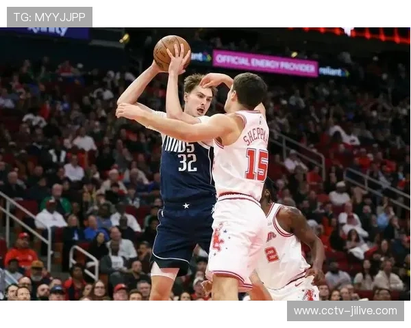 火箭111-107险胜独行侠,阿门准三双锁定关键胜局 火箭111-107险胜独行侠,阿门准三双锁定关键胜局